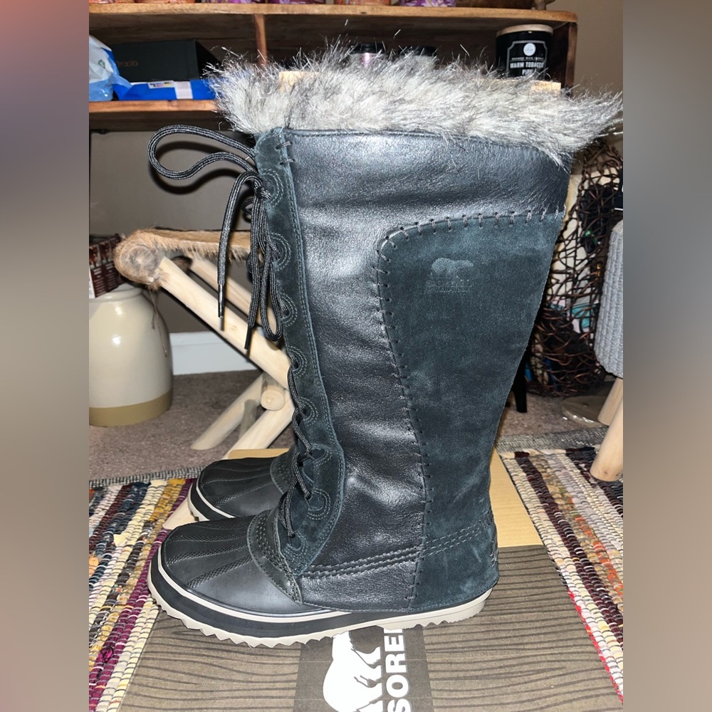 Sorel Cate the Great snow boot W size 9 gently used - Picture 4 of 14
